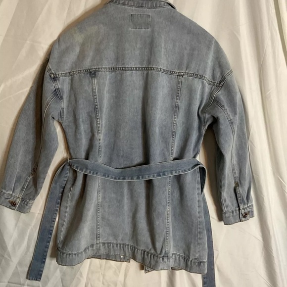 Guess Blue Jean Jacket Womens Size Medium - Picture 6 of 9